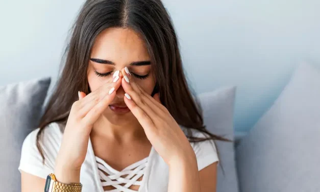 Kondisi Hidung Sinusitis Yang Menyebabkan Peradangan Di Dalam