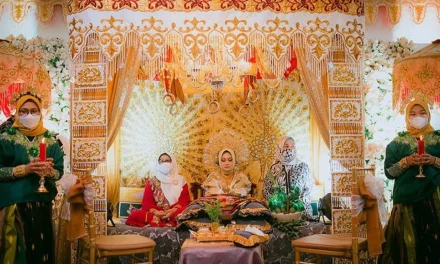 Kesucian Diri Dalam Ritual Bugil Mappacci