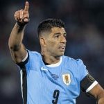 Pemain Bola Uruguay Luis Suarez Si Kontroversial