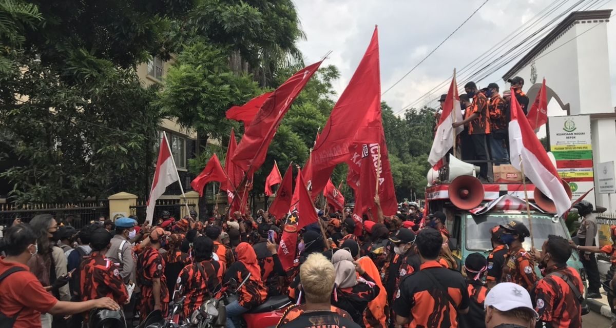 Kegiatan Organisasi Kemasyarakatan Ormas Banyak Negatifnya