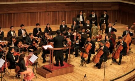 Kumpulan Para Musisi Besar Atau Sebuah Orkestra
