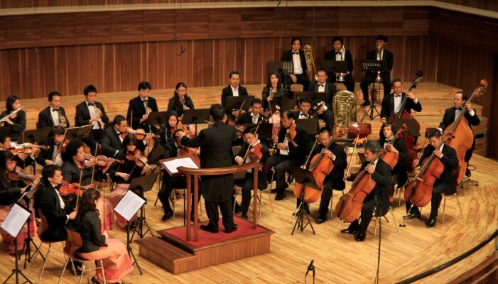 Kumpulan Para Musisi Besar Atau Sebuah Orkestra