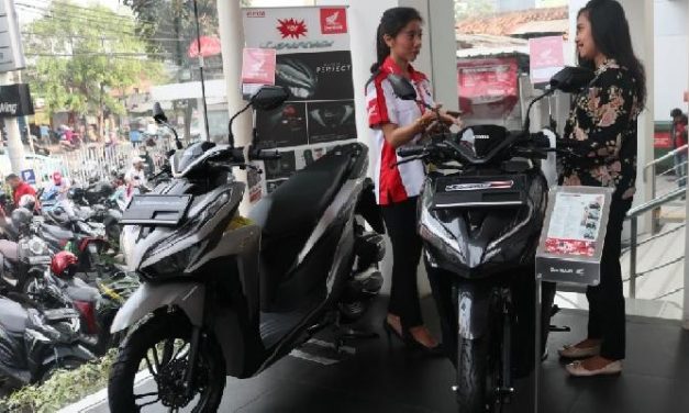 Kendaraan Bermotor Vario Produksi Dari Perusahaan Honda