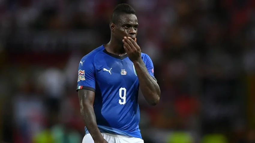 Pesepakbola Balotelli Dengan Kekuatan Fisik Dan Staminanya