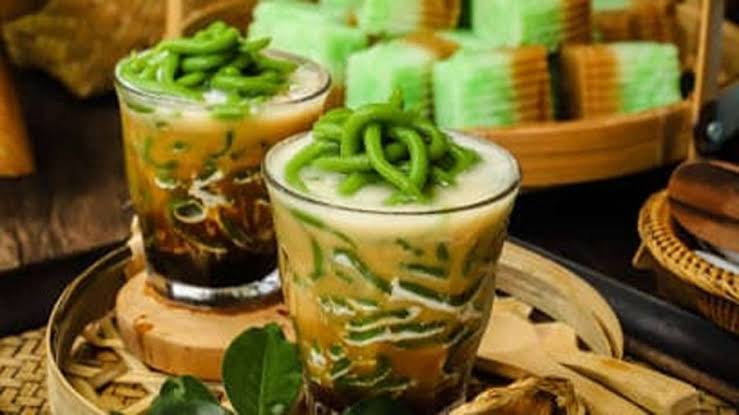 Kesegaran Dari Cendol Sebuah Minuman Manis
