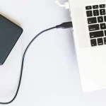 Perangkat Utama Penyimpanan Data Sebuah Hard Disk