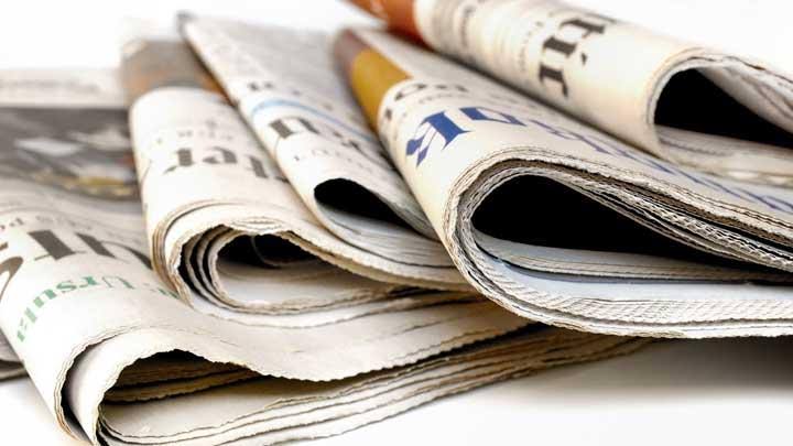 Media Cetak Koran Untuk Membaca Berita Harian
