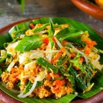 Makanan Tradisional Urap Dengan Beberapa Bahan Utama