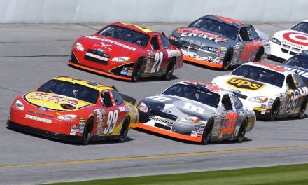 Ajang Dunia Balap Sebuah Kegiatan Mobil NASCAR