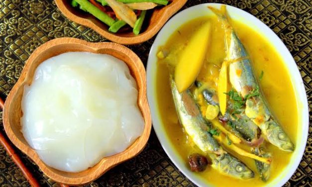 Hidangan Unik Sagu Menjadi Masakan Papeda