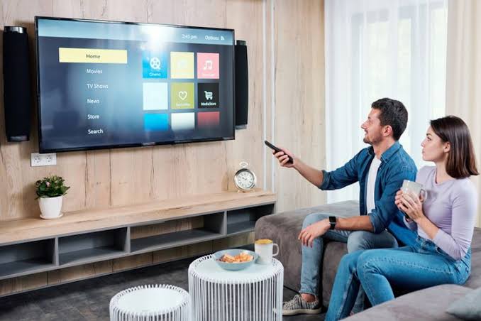 Perangkat Menonton Televisi Dengan Banyak Siaran